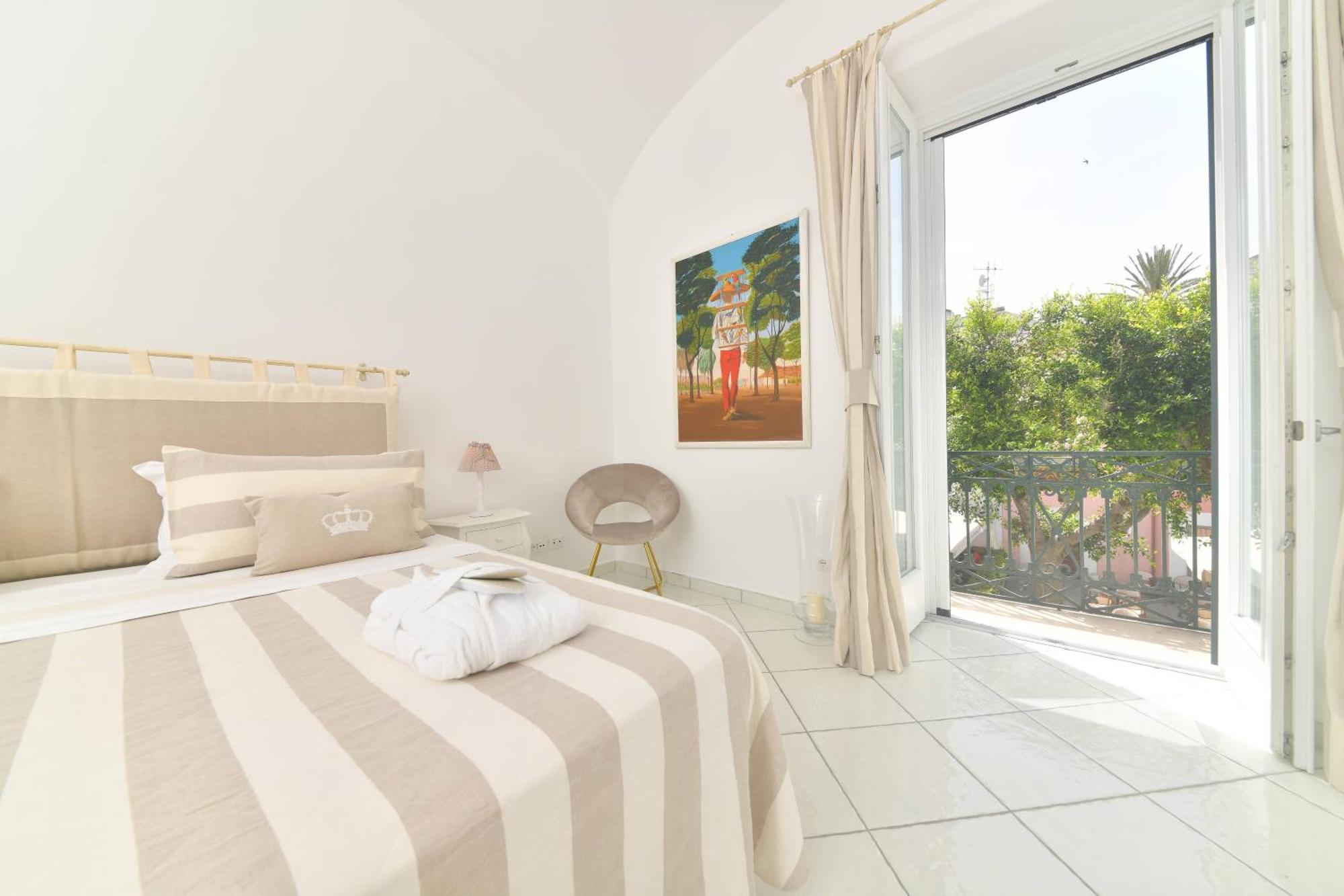 Queen Suite - Luxury Rooms (Adults Only) Forio di Ischia Eksteriør bilde