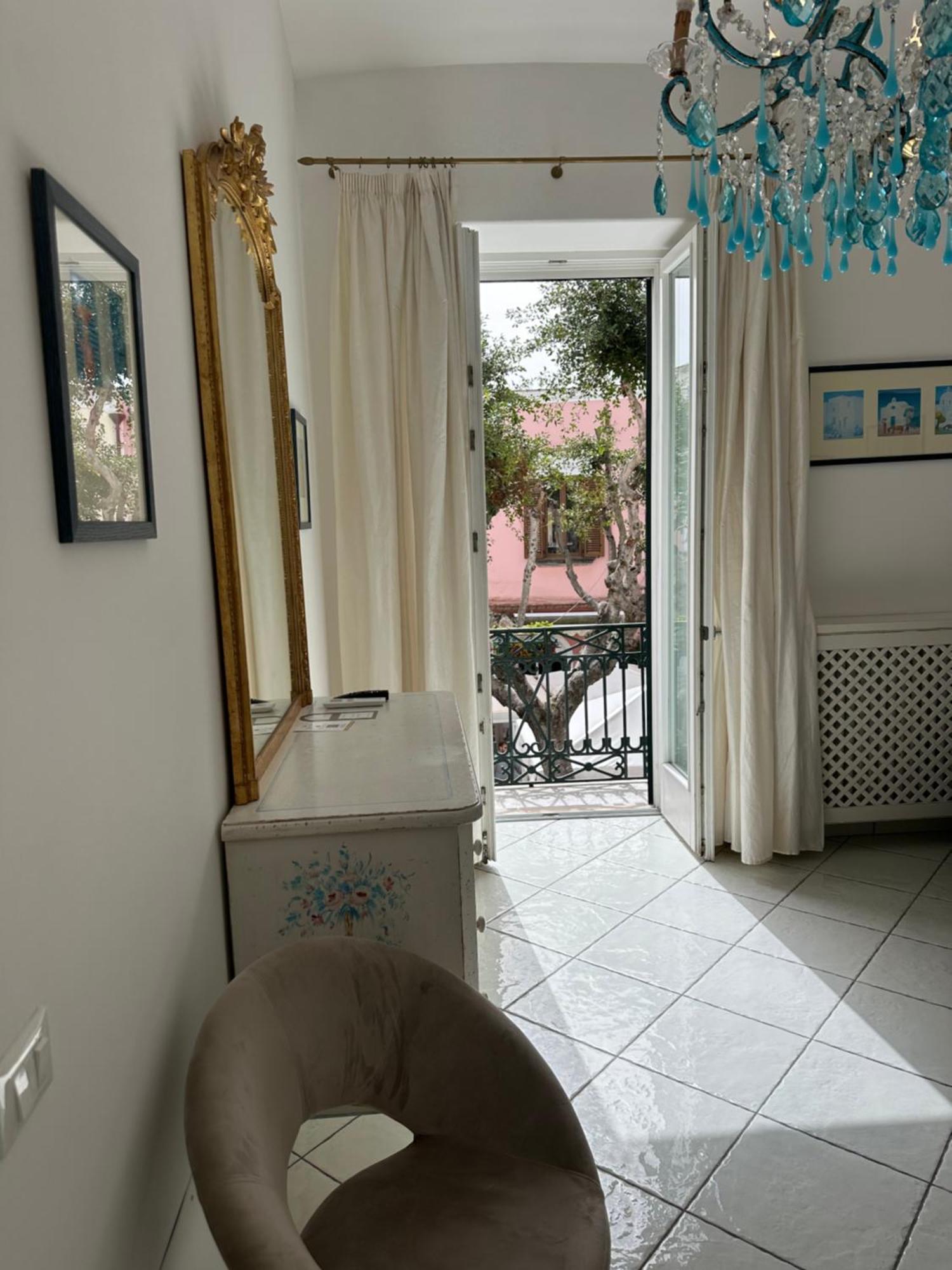 Queen Suite - Luxury Rooms (Adults Only) Forio di Ischia Eksteriør bilde