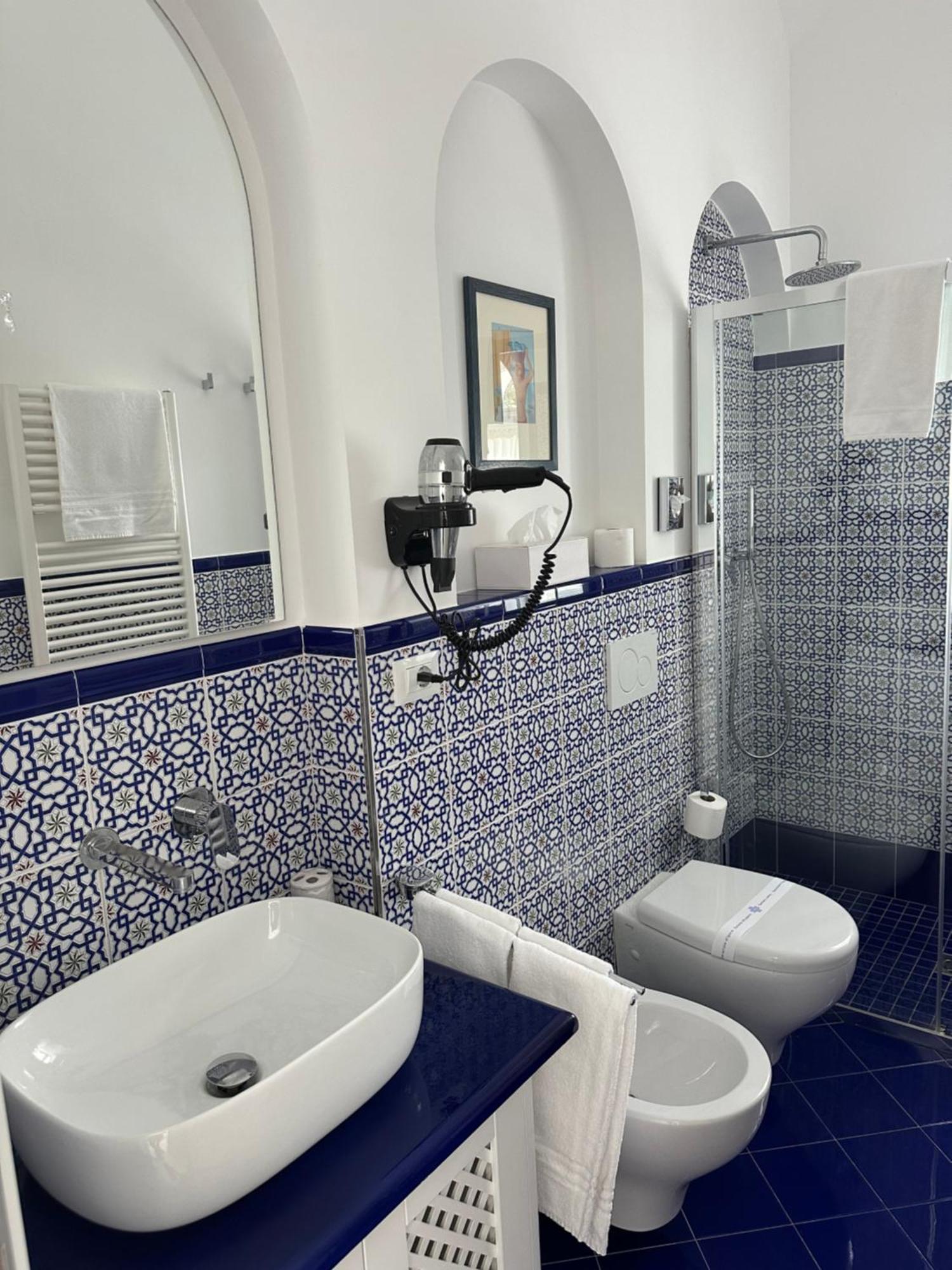 Queen Suite - Luxury Rooms (Adults Only) Forio di Ischia Eksteriør bilde